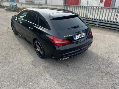 Usato 2017 Mercedes CLA200 Shooting Brake 2.1 Diesel 136 CV (21.000 €)