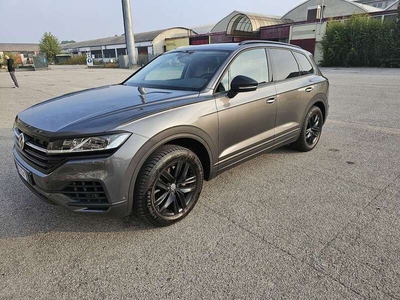 Usato 2019 VW Touareg 3.0 Diesel 231 CV (39.999 €)