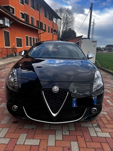 Usato 2021 Alfa Romeo Giulietta 1.4 Benzin 120 CV (17.490 €)