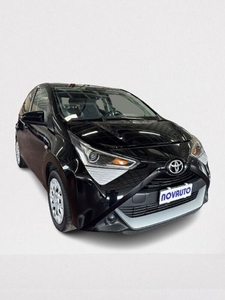 Usato 2021 Toyota Aygo 1.0 Benzin 72 CV (13.900 €)