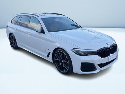Usato 2022 BMW 530 3.0 El_Hybrid 248 CV (50.900 €)