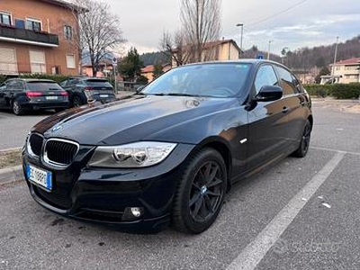 Vendo BMW 320d del 2010 con 175000 km