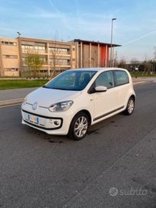 Volkswagen up club 2015