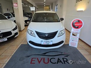 Lancia Ypsilon 1.0 FireFly 5 porte S&S Hybrid Ecoc