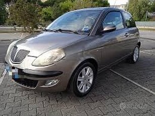 Lancia Ypsilon 1.3 Multijet 16V Platino