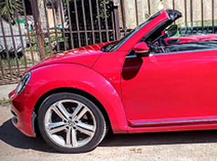 Maggiolino beetle cabrio 2014