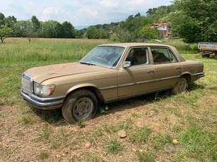 Mercedes 450 SEL per ricambi senza targhe