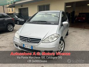 MERCEDES A180 CDI 109CV Avantgarde Coupe