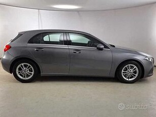 MERCEDES-BENZ A 180 d Automatic Business 5 PORTE B