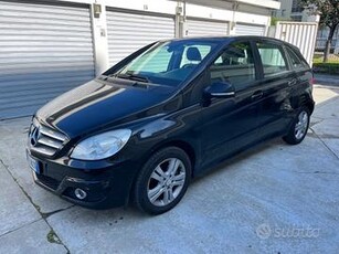 Mercedes-benz B 180 B 180 CDI Chrome