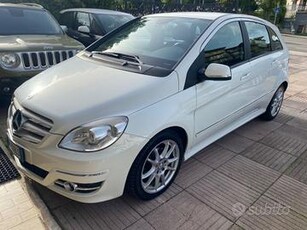 Mercedes-benz B 180 CDI Premium