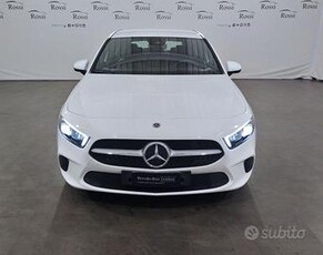 MERCEDES BENZ Classe A - W177 2018 - A 180 U57900