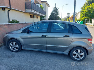 Mercedes classe b 180