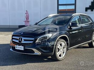 MERCEDES GLA 200 d Automatic Sport