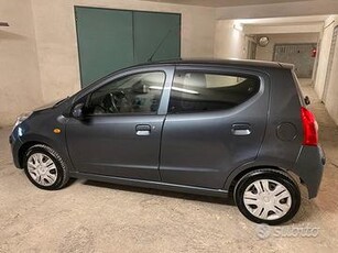 Nissan poco