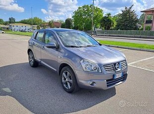 Nissan Qashqai 2.0 16V Automatik*Panorama*Pelle*Ce