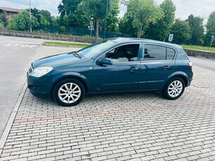 Opel asrta h