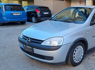 Opel Corsa 1.2 benzina 2002 Neopatentati