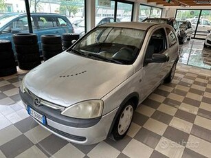 Opel Corsa 1.2 Benzina Neopatentati