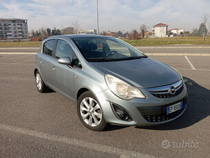Opel Corsa 1.3 Disel 2013 (SI NEOPATENTATI) 95CV