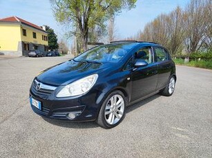 Opel Corsa 1.4 benzina 5 porte