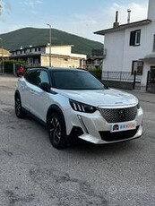 Peugeot 2008 motore elettrico 136 CV GT AUTOMATICA