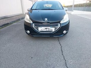 Peugeot 208 1.6 e-HDi. 3 porte Allure..AUTOMATICA