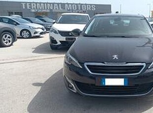 Peugeot 308 BlueHDi 120 S&S Allure