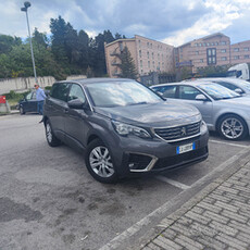 Peugeot 5008 1.5 EAT8 CON 1 ANNO DI GARANZIA