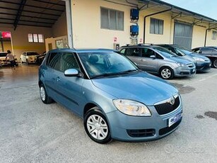 Skoda Fabia 1.2 12V 70CV 5p. Style PER NEOPATENTAT