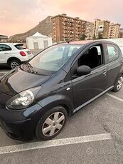 Toyota aygo 1.0b Connect accetto permute