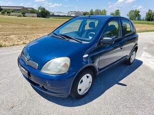 Toyota Yaris 1.0 benzina