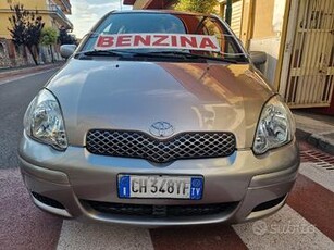 TOYOTA YARIS 1.0 BENZINA CV65 KW48