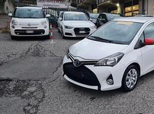 Toyota Yaris 1.4 D-4D 5p Active-2015-UNIPROPRIET