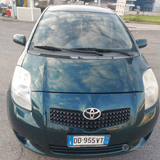 Vendo Toyota Yaris 1000 benzina 2006