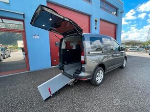 Volkswagen Caddy Auto per disabili