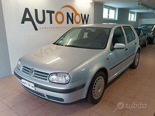 Volkswagen Golf 1.4 16V cat 5 porte *NEOPATENTATI*