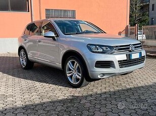 Volkswagen Touareg 3.0 TDI 245 CV tiptronic BlueMo