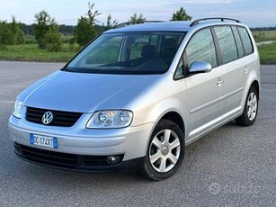 Volkswagen Touran 1.9 TDI 105CV 5 Posti