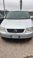 Volkswagen Touran 2.0 TDI 136CV Trendline 7 posti