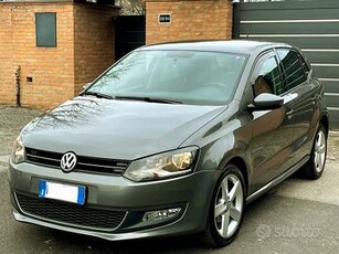 VW POLO 1.6D aut-Ok Neo-Highline-2013