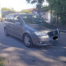 Vw touran 1.6 benzina 7 posti