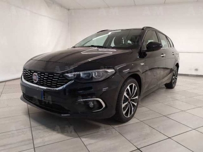 Fiat Tipo Station Wagon Tipo 1.6 Mjt S&S SW Lounge my 19 del 2016 usata a Cuneo