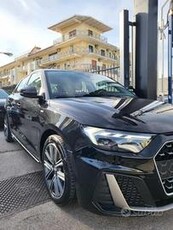 AUDI A1 citycarver 30 TFSI S tronic