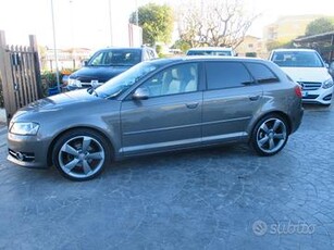 Audi A3 1.6 TDI 105 CV CR S tronic Ambition