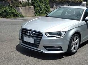 Audi A3 SPB 1.6 TDI S tronic Ambition 105 cv Unico