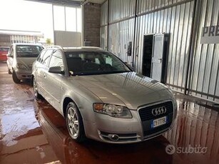 Audi A4 2.0 16V TDI Avant fulllll comenuova