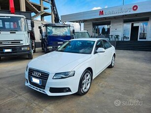 AUDI A4 BERLINA 1.8 TURBO BENZINA AUTOMATICA - 200