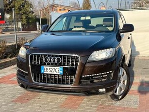 Audi Q7 3.0 TDI 245CV *7 POSTI