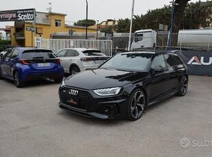 AUDI RS 4 Avant